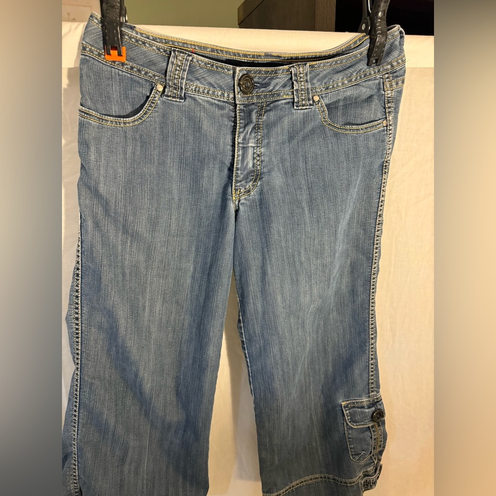 Christopher Blue Jean capris size 12. Dark‎ wash multiple pockets - Picture 4 of 11